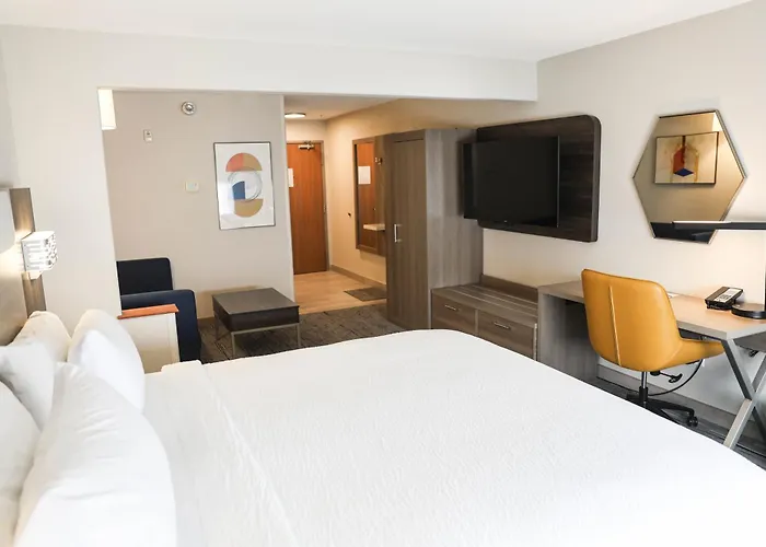Express & By Ihg Hotel Douglas