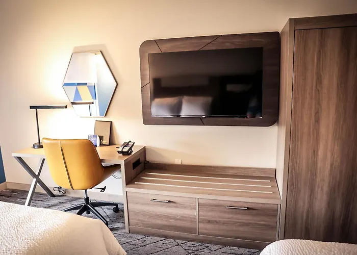 Express & By Ihg Douglas