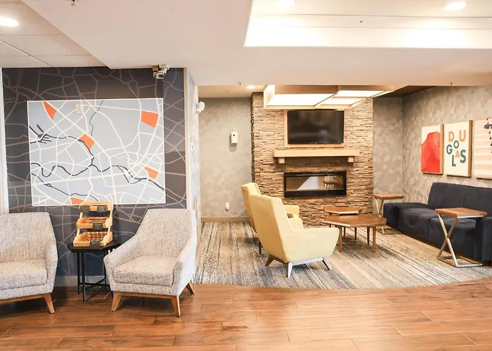 Express & By Ihg 3*