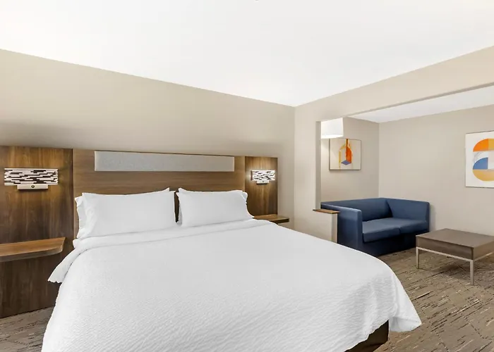 Express & By Ihg Hotel