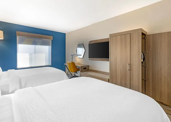 Express & By Ihg Hotel Douglas
